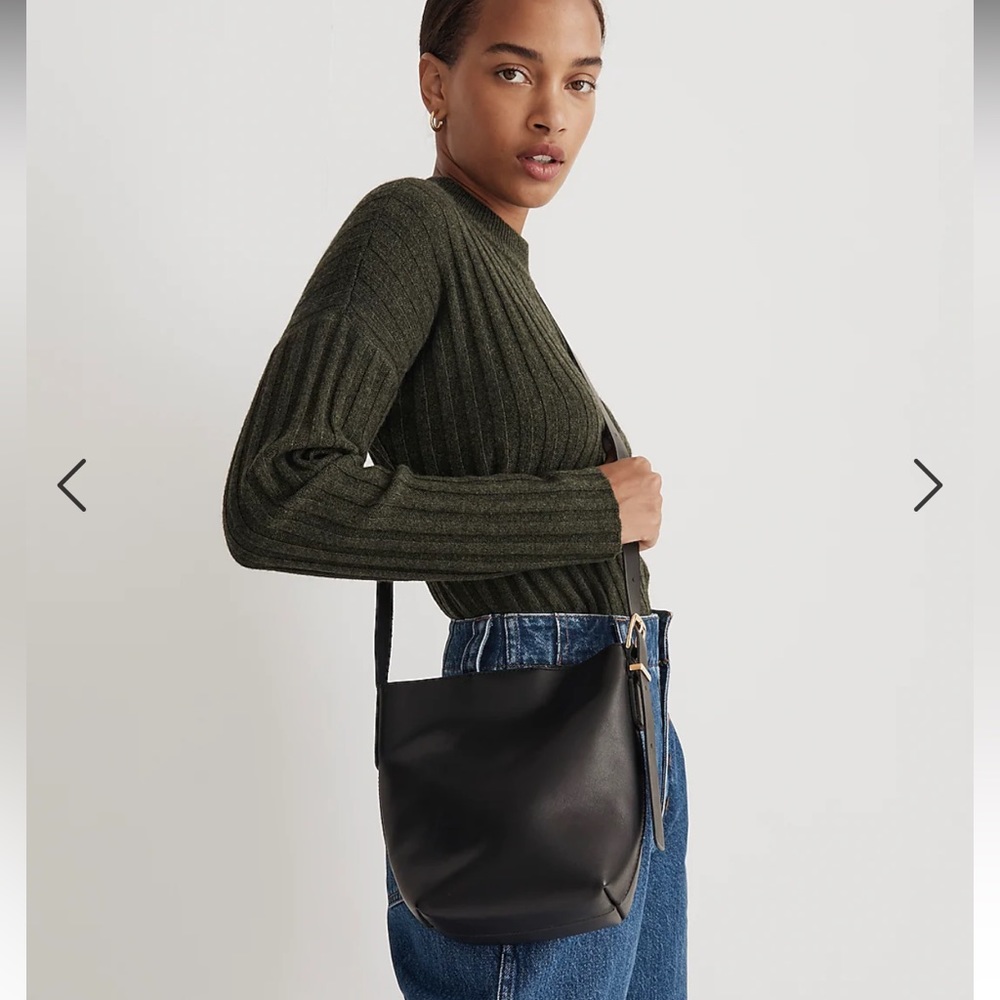 Madewell The Essential Mini Bucket Tote